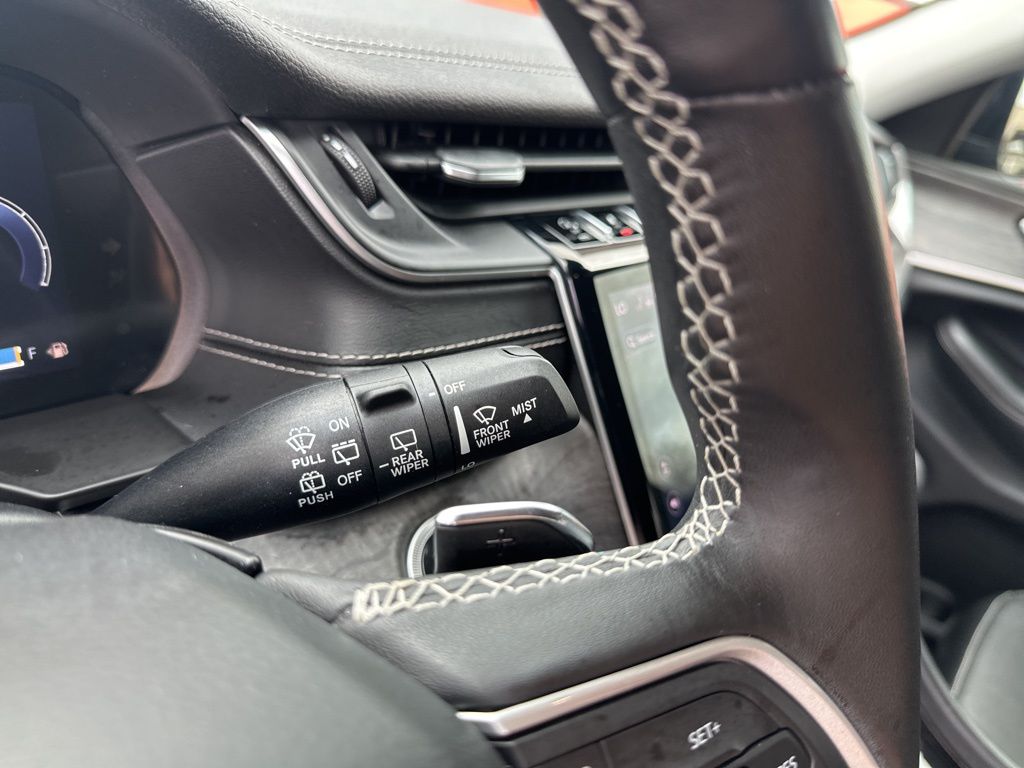 Used Car 2021 Jeep Grand Cherokee L  Limited For Sale Under $30,000 In Austin, Texas