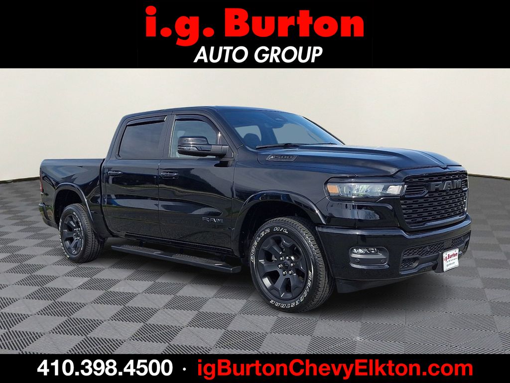 Diamond Black Crystal Pearlcoat 2025 RAM 1500 Big Horn Crew Cab 4WD Pickup Truck Four-Wheel Drive 8-Speed Automatic