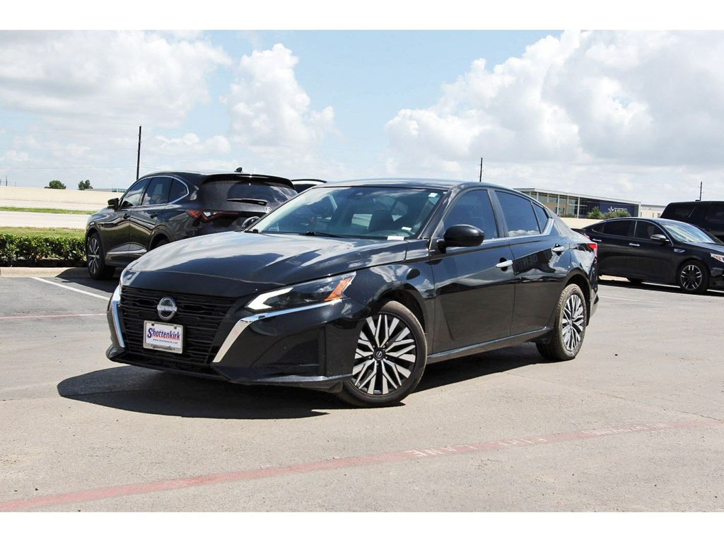 2024 Nissan Altima 2.5 SV - 0