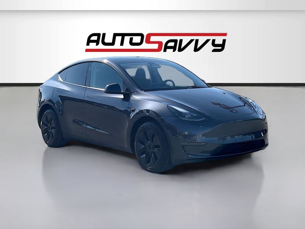 2025 Tesla Model Y Long Range Dual Motor All-Wheel Drive's photo
