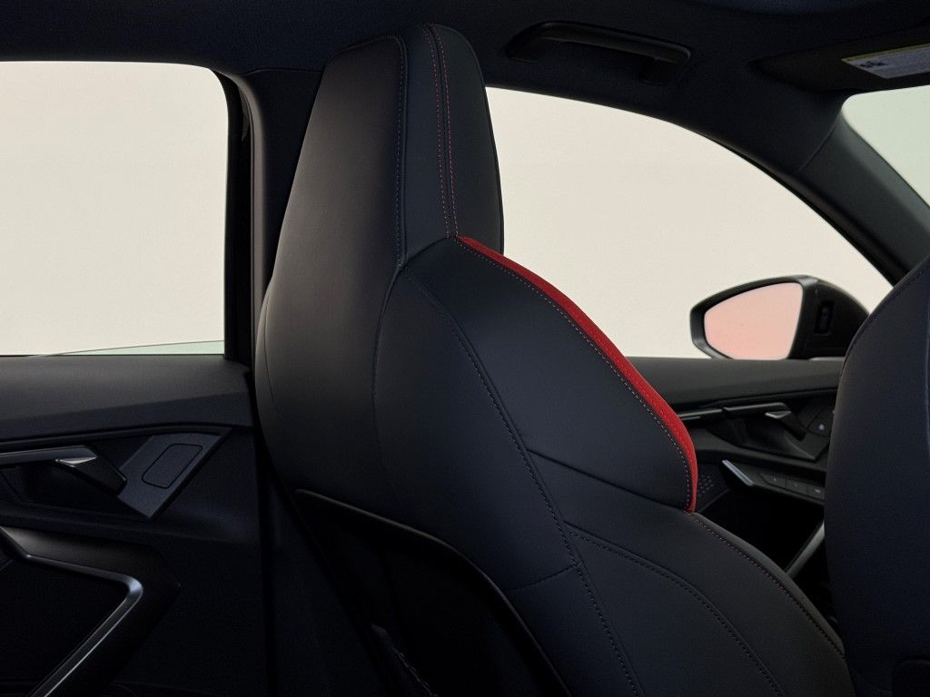 2025 Audi RS 3  25