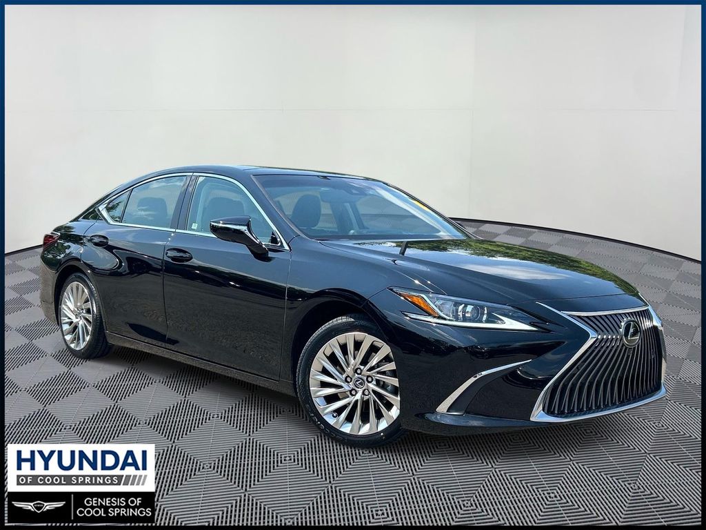 Black (Obsidian) 2019 Lexus ES Sedan Front-Wheel Drive 8-Speed Automatic