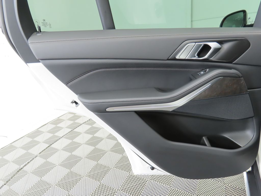 Thumbnail: 2025 BMW X5 - 26