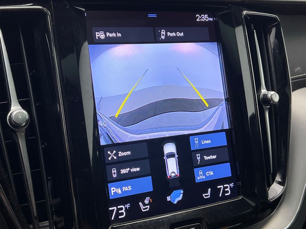 Thumbnail: 2021 Volvo XC60 - 14