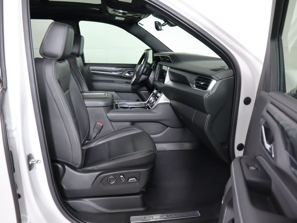 Thumbnail: 2021 GMC Yukon - 21