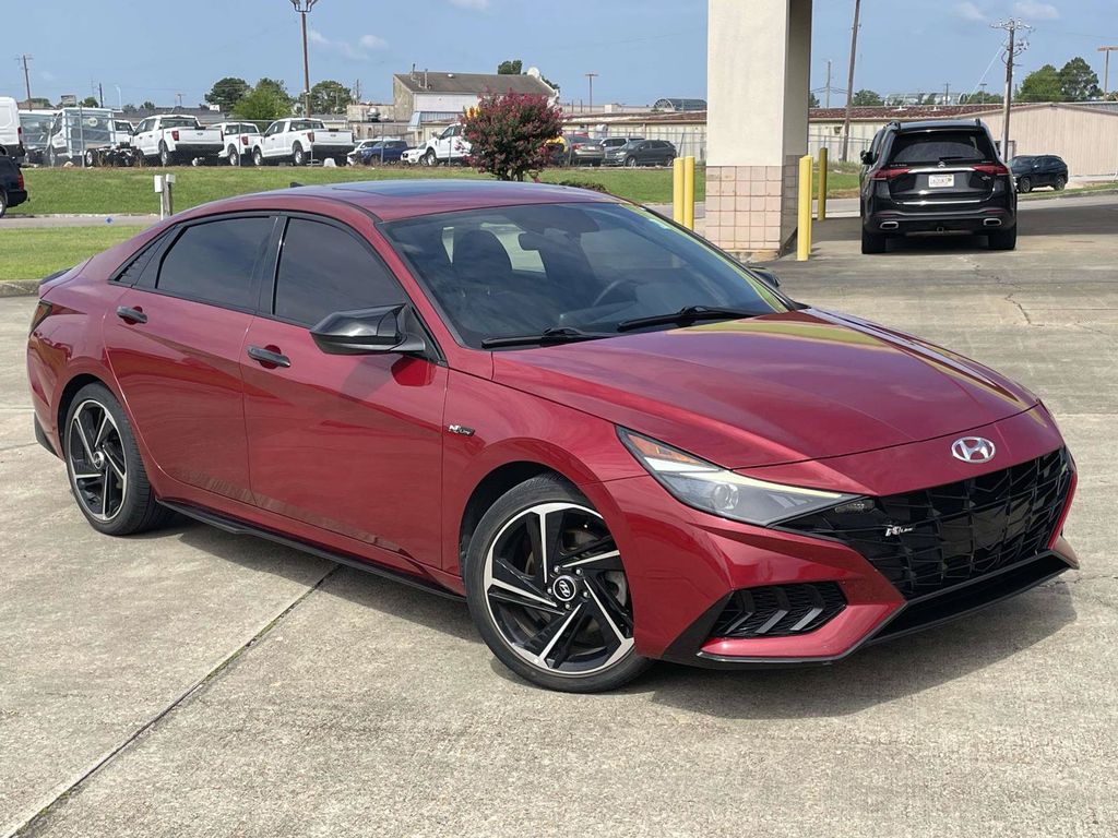 Ultimate Red 2023 Hyundai Elantra Sedan Front-Wheel Drive 7-Speed Dual Clutch