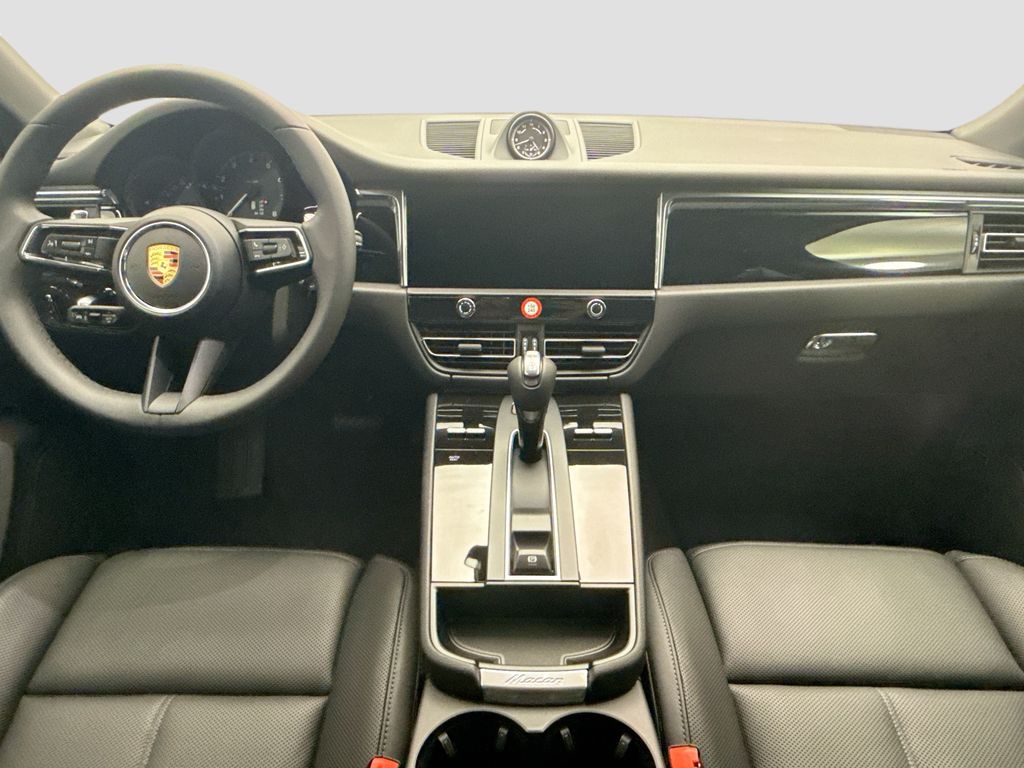 Thumbnail: 2026 Porsche Macan - 16