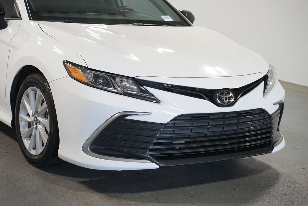 Thumbnail: 2021 Toyota Camry - 4