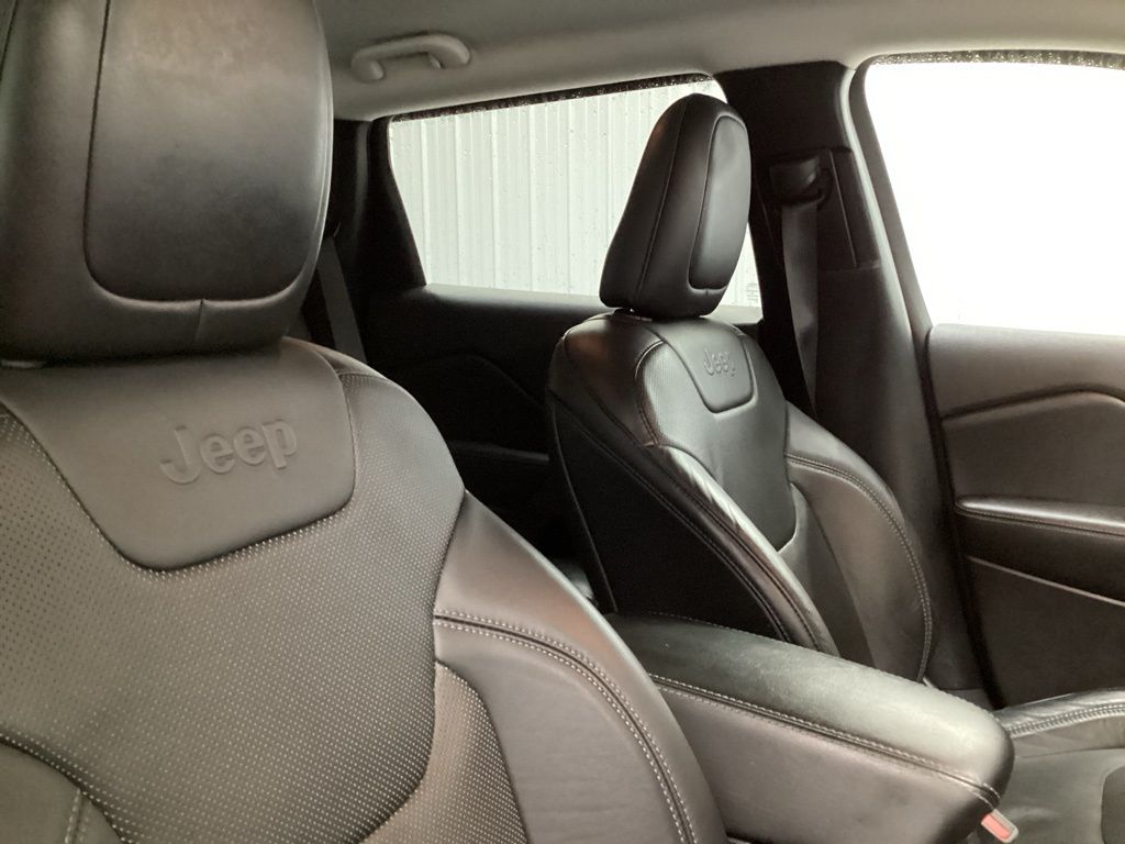 Used 2020 Jeep Cherokee SUV