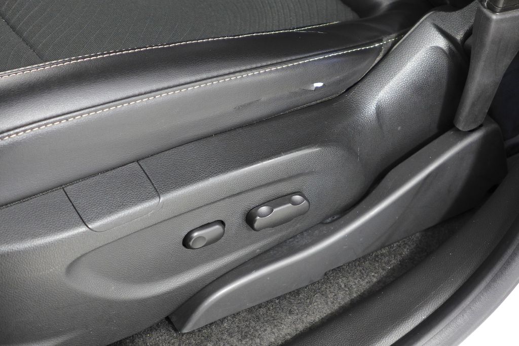 2014 Buick Encore Base 22