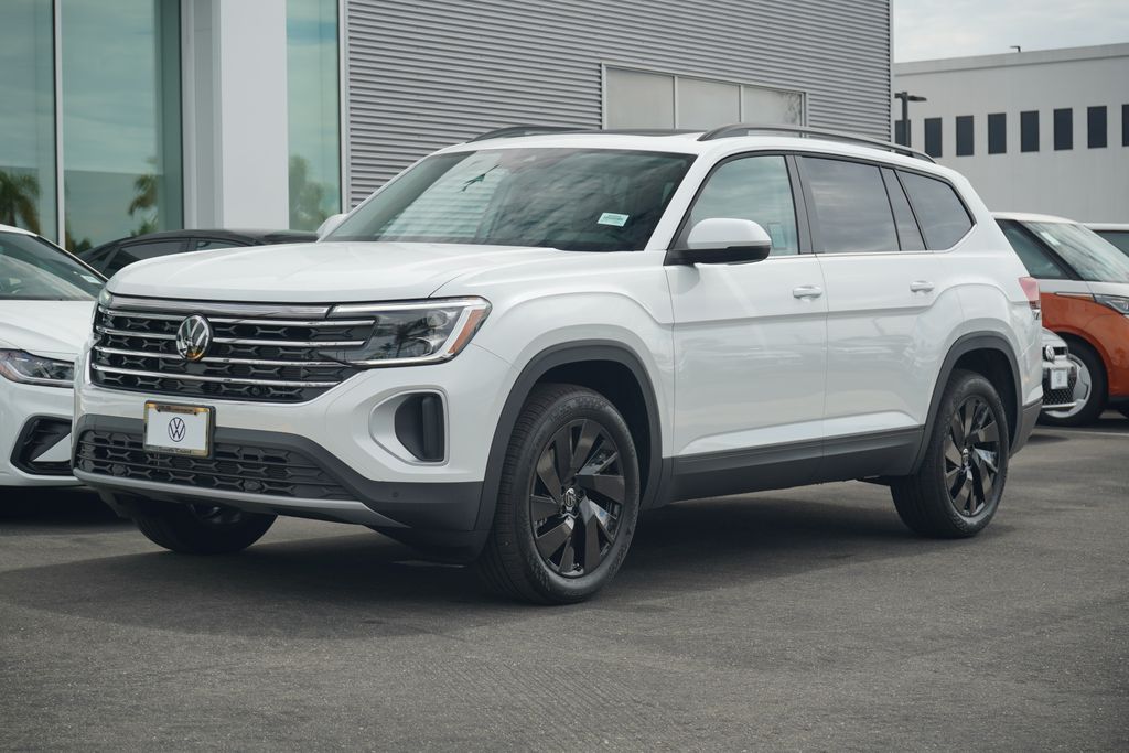 Thumbnail: 2026 Volkswagen Atlas - 1