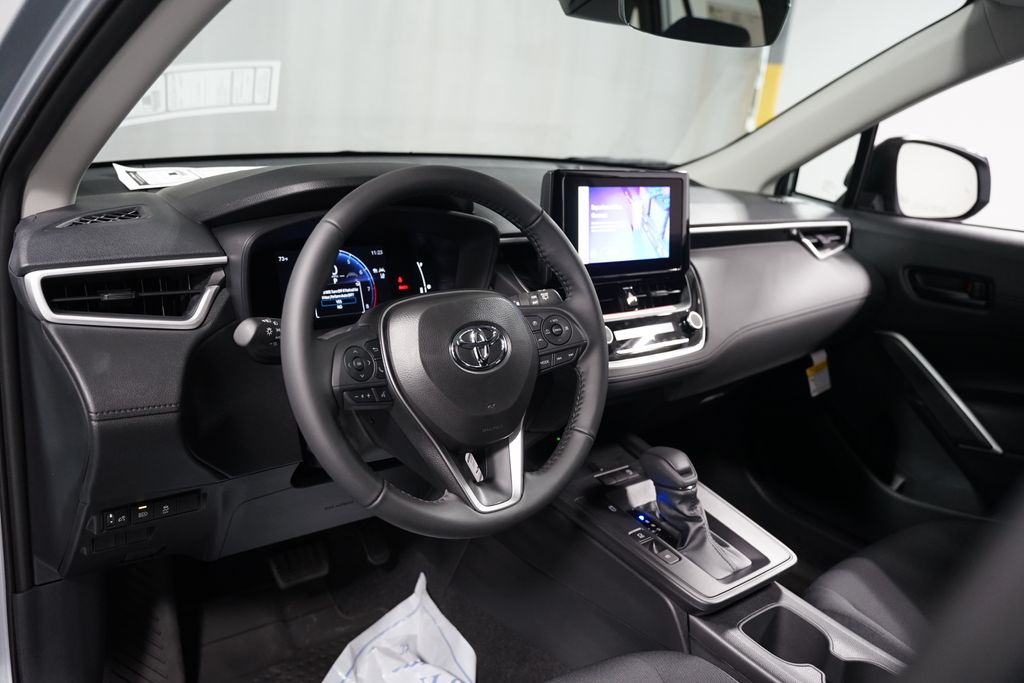 Thumbnail: 2026 Toyota Corolla Cross - 11