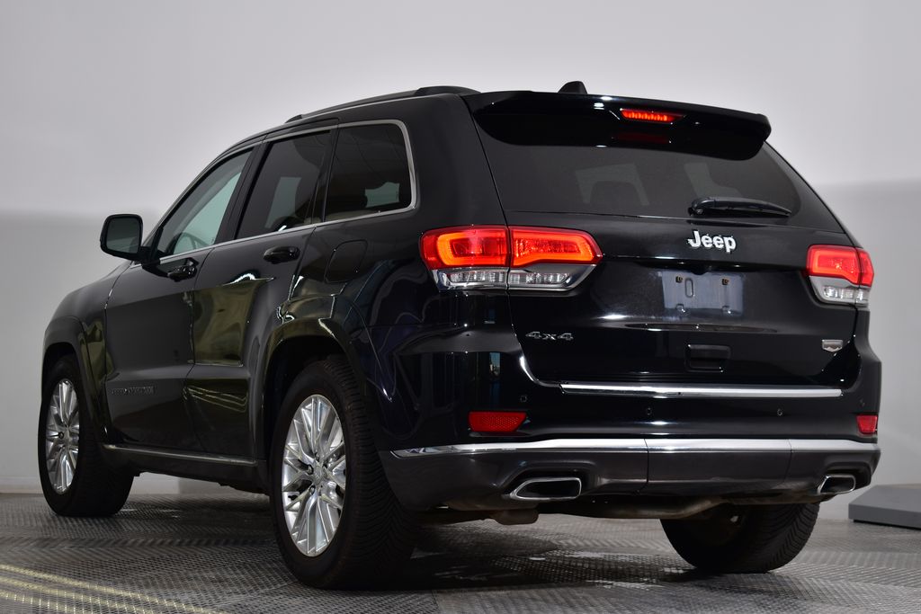 Thumbnail: 2018 Jeep Grand Cherokee - 3
