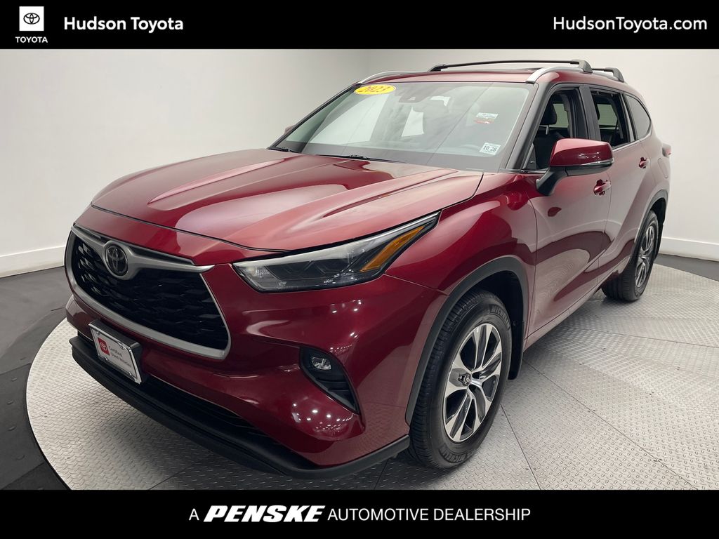 2023 Toyota Highlander XLE -
                Jersey City, NJ