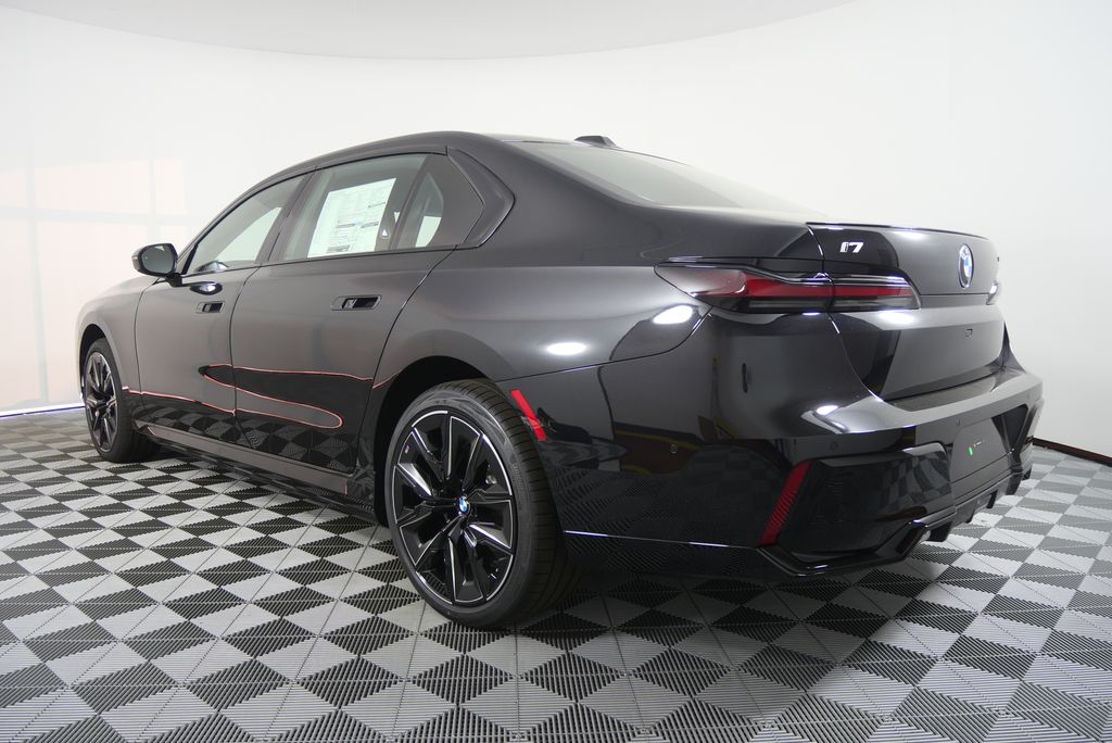 Thumbnail: 2026 BMW i7 - 5