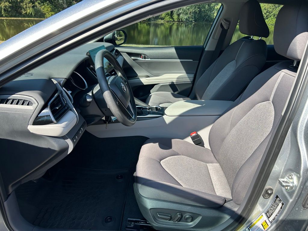 Thumbnail: 2023 Toyota Camry - 14