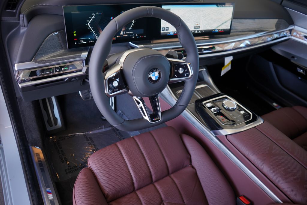 2024 BMW 7 Series 760i xDrive 13