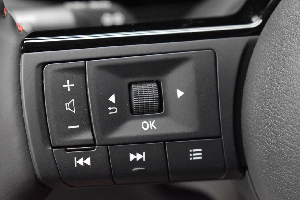 Thumbnail: 2026 Nissan Kicks - 15