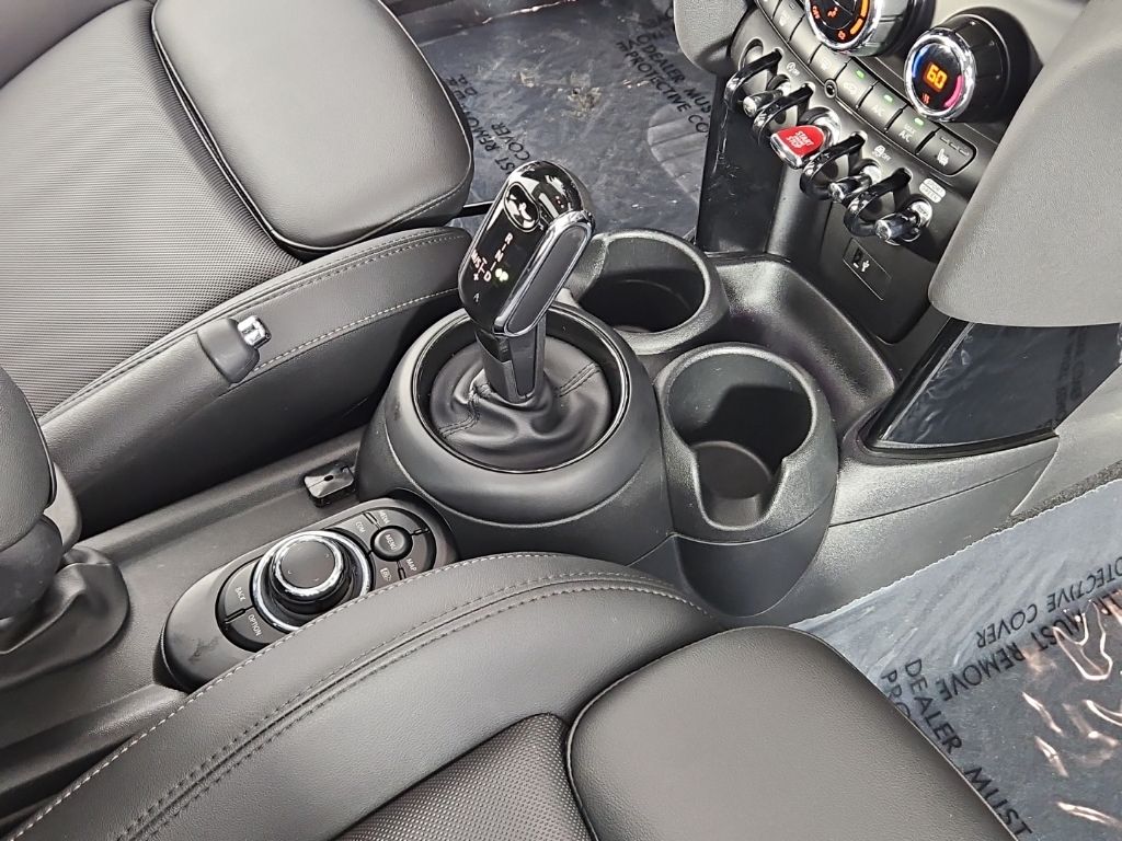 Thumbnail: 2023 MINI Cooper - 15