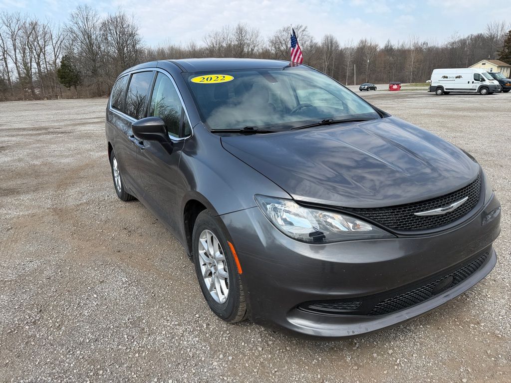 2022 Chrysler Voyager