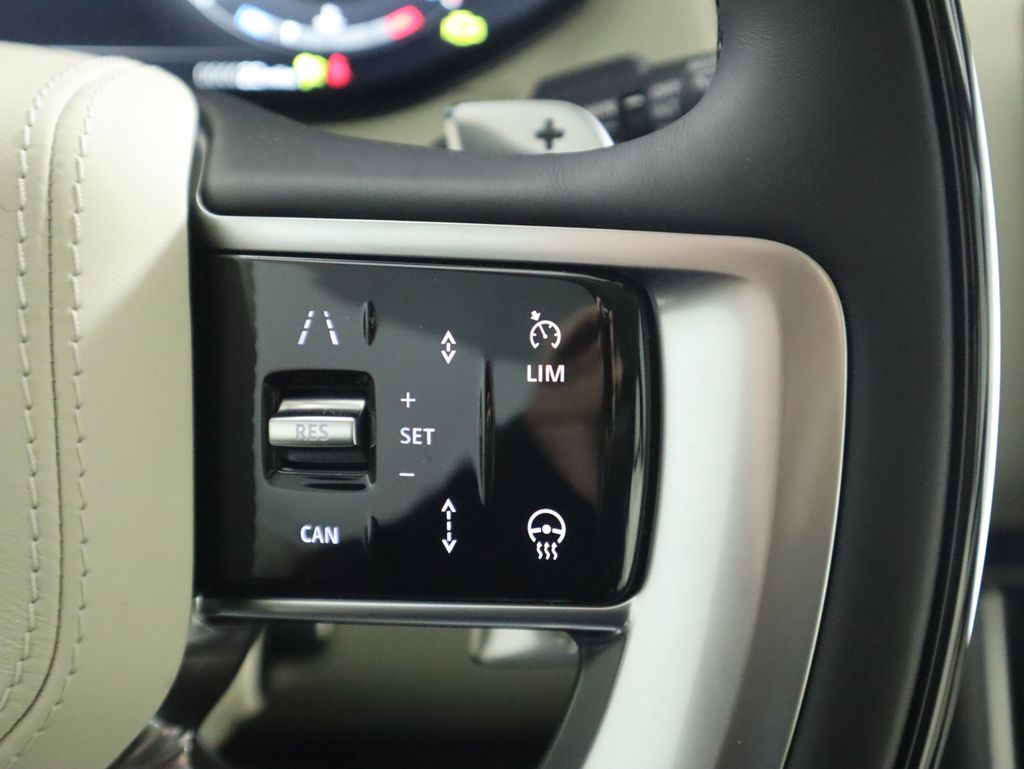 Thumbnail: 2026 Land Rover Range Rover - 12