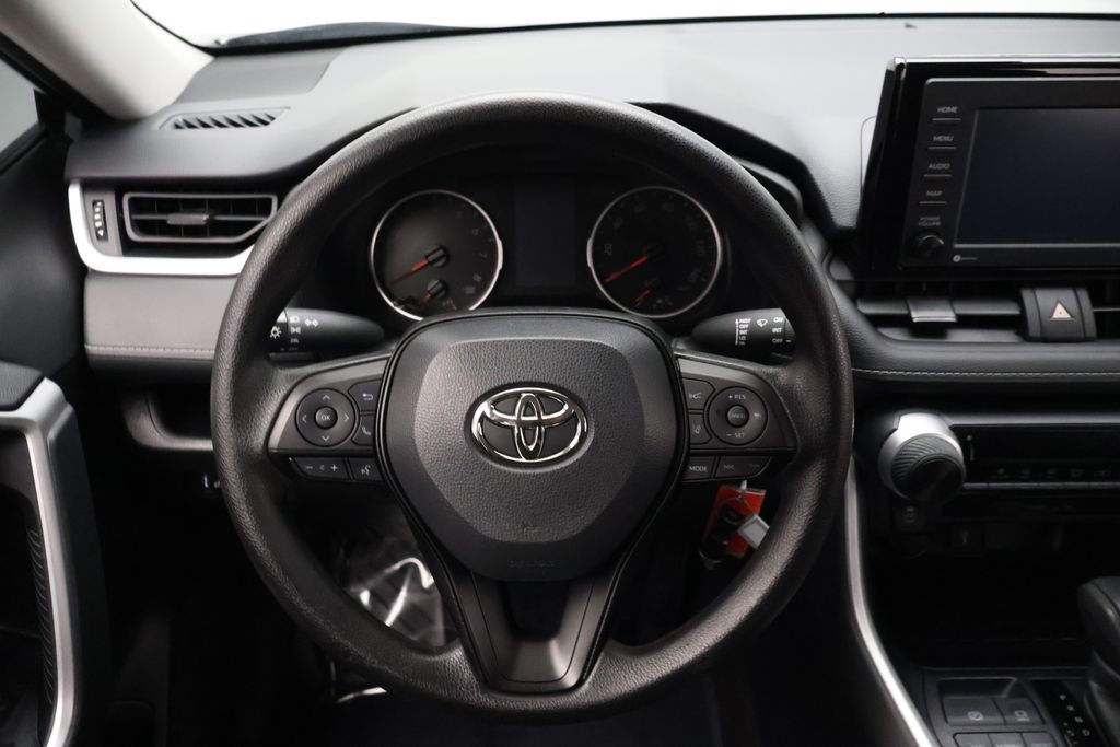 Thumbnail: 2022 Toyota RAV4 - 23