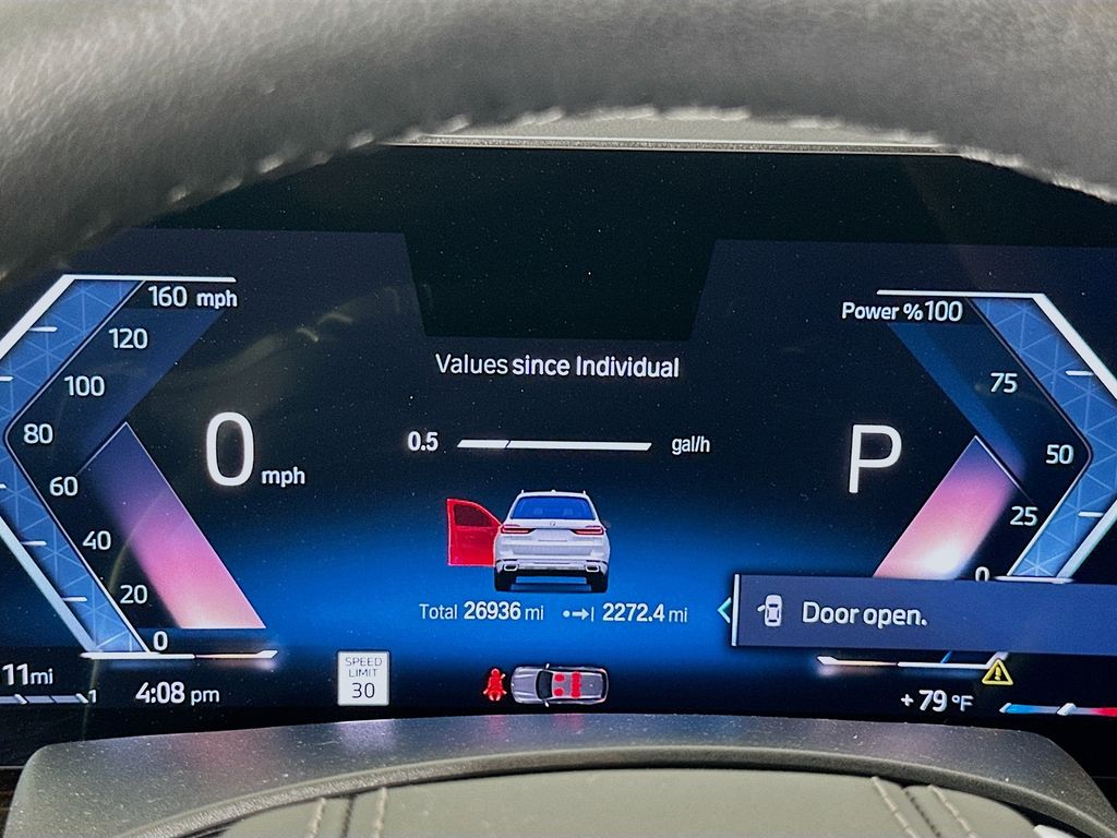 2023 BMW X7 xDrive40i 12