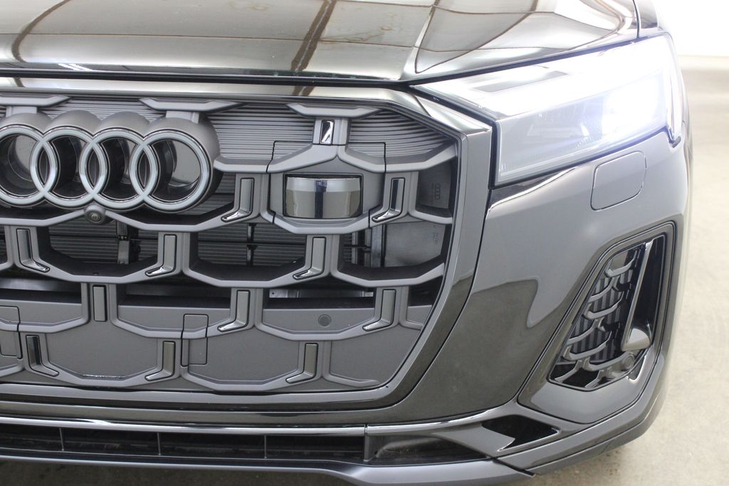 new 2026 Audi Q7 car, priced at $77,040