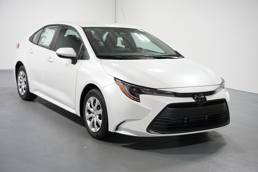 Thumbnail: 2025 Toyota Corolla - 3