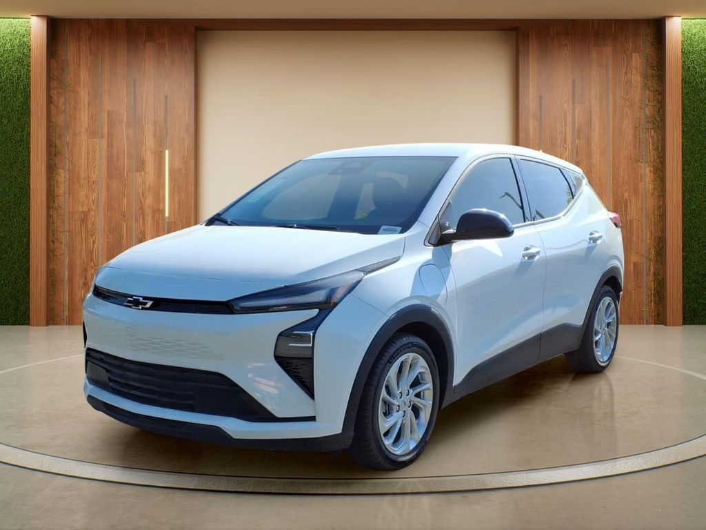 ChevroletBolt EV27