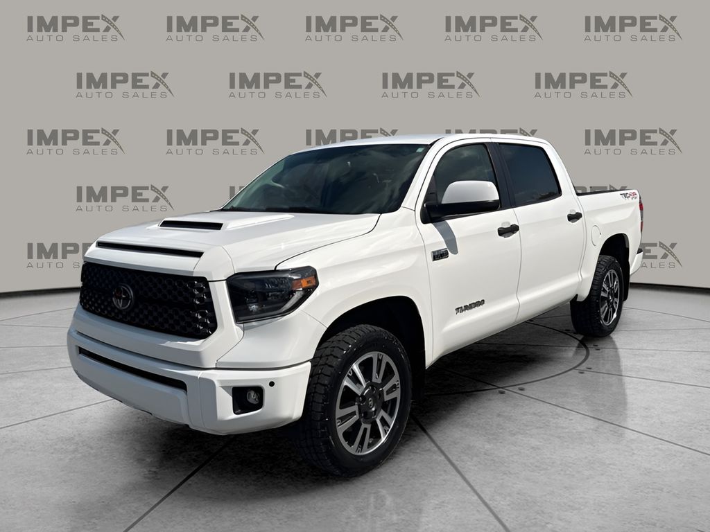 2020 Toyota Tundra SR5's photo