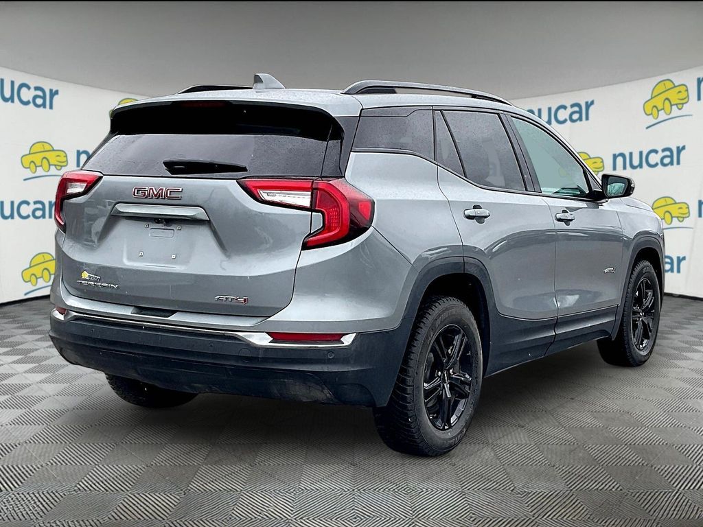 View vehicle photo 6