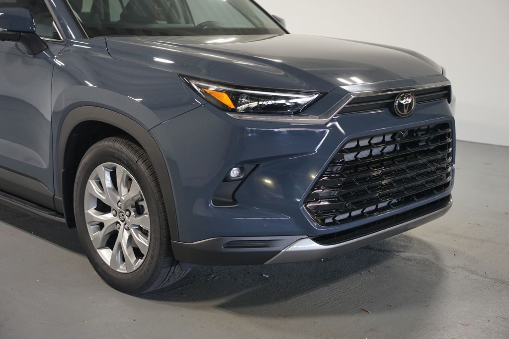 Thumbnail: 2026 Toyota Grand Highlander - 4