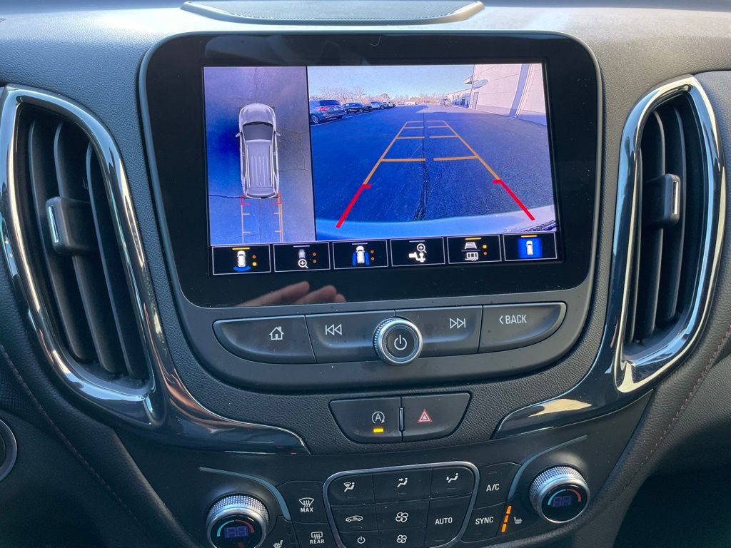 Thumbnail: 2024 Chevrolet Equinox - 17