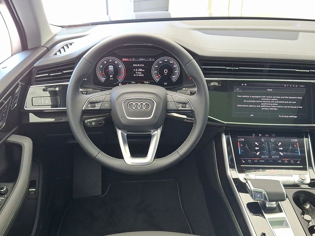 Thumbnail: 2025 Audi Q7 - 11