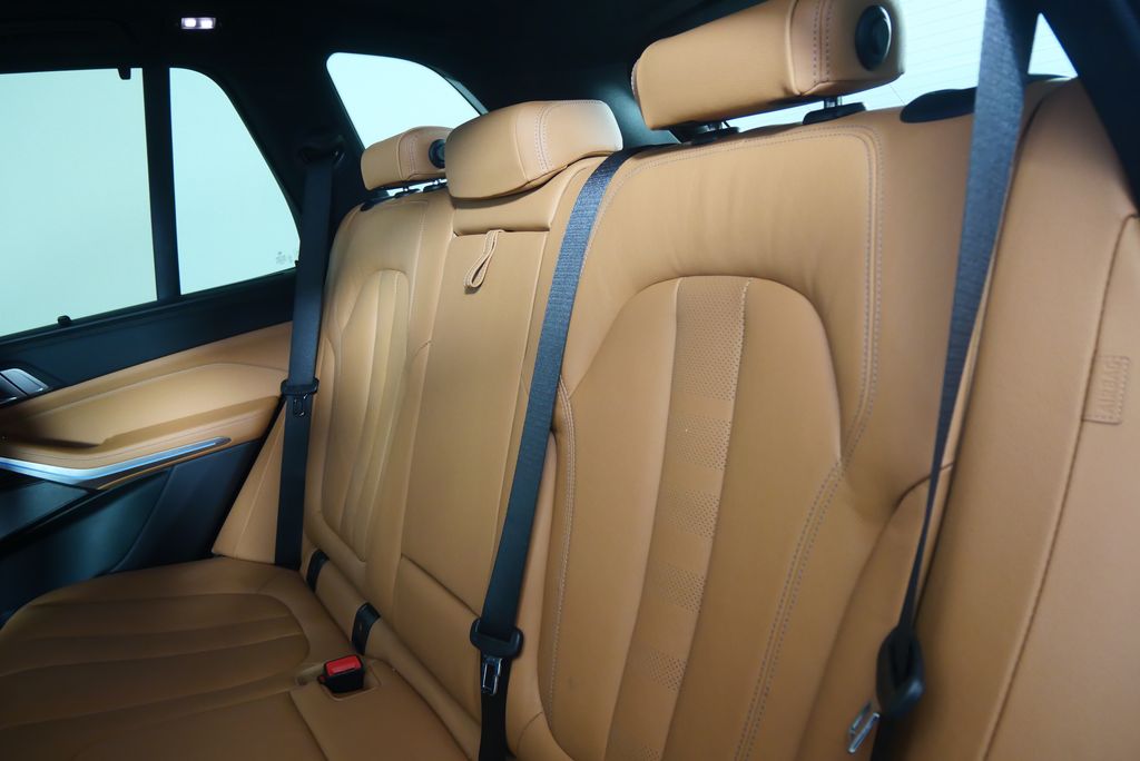 2021 BMW X5 xDrive45e 14