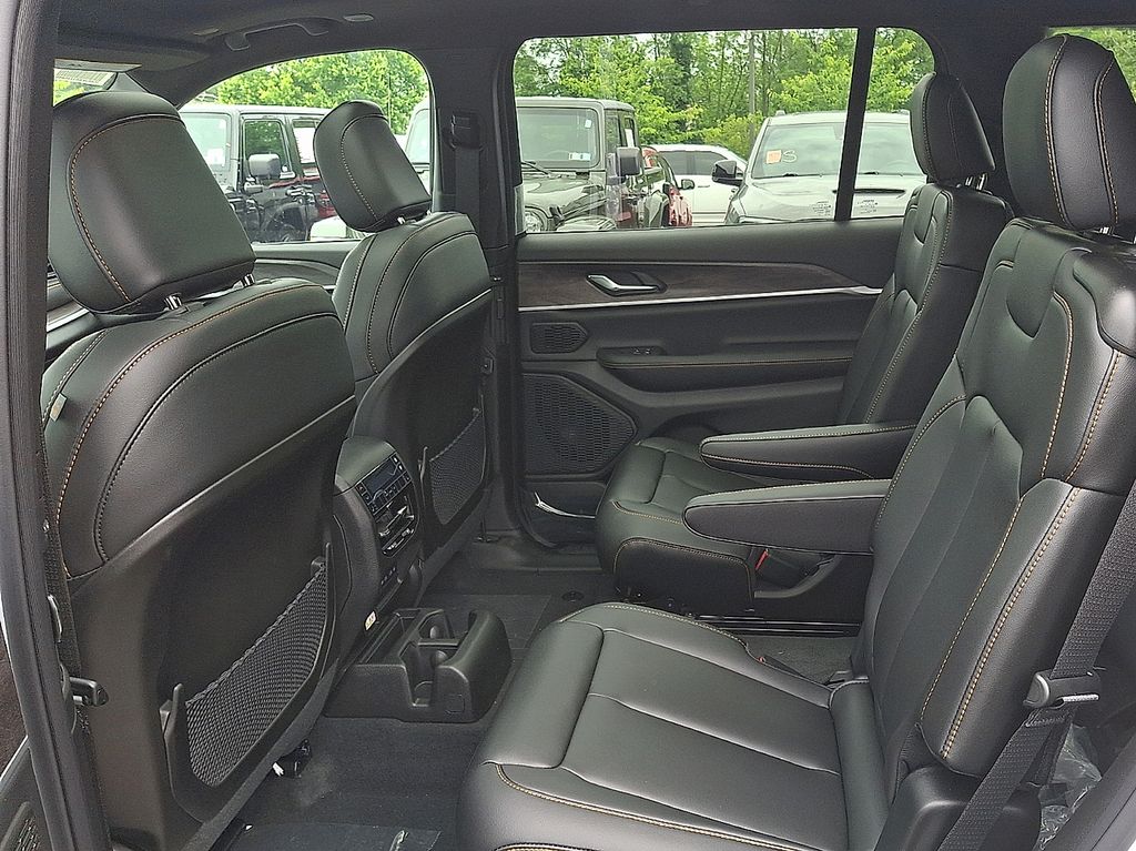 New 2026 Jeep Grand Cherokee L SUV