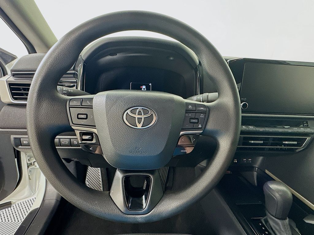2025 Toyota Camry LE 11