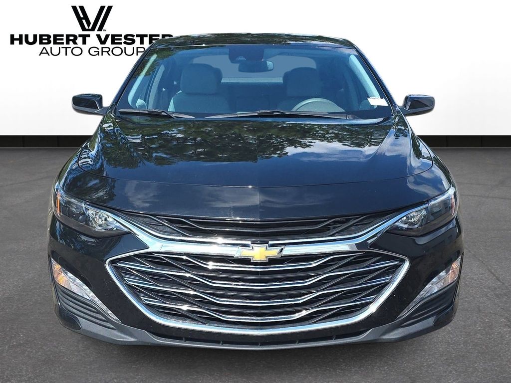 Used 2025 Chevrolet Malibu Sedan