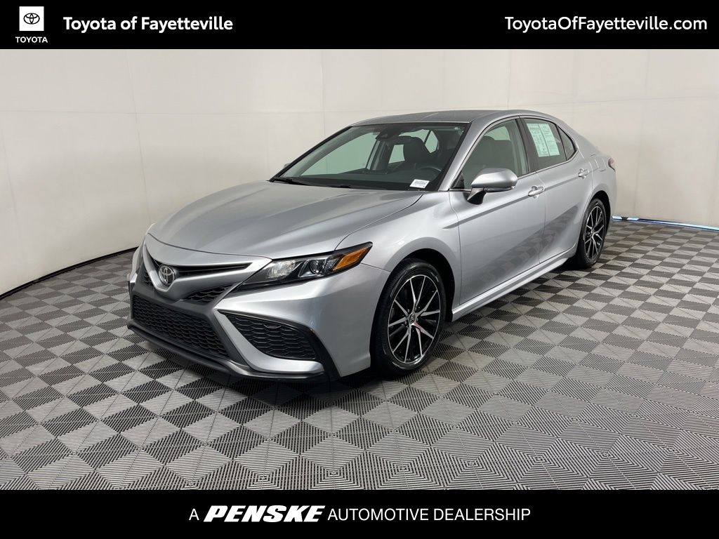 2023 Toyota Camry SE -
                  Fayetteville, AR