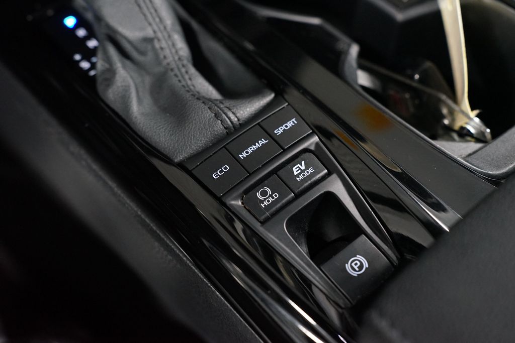 Thumbnail: 2025 Toyota Camry - 23