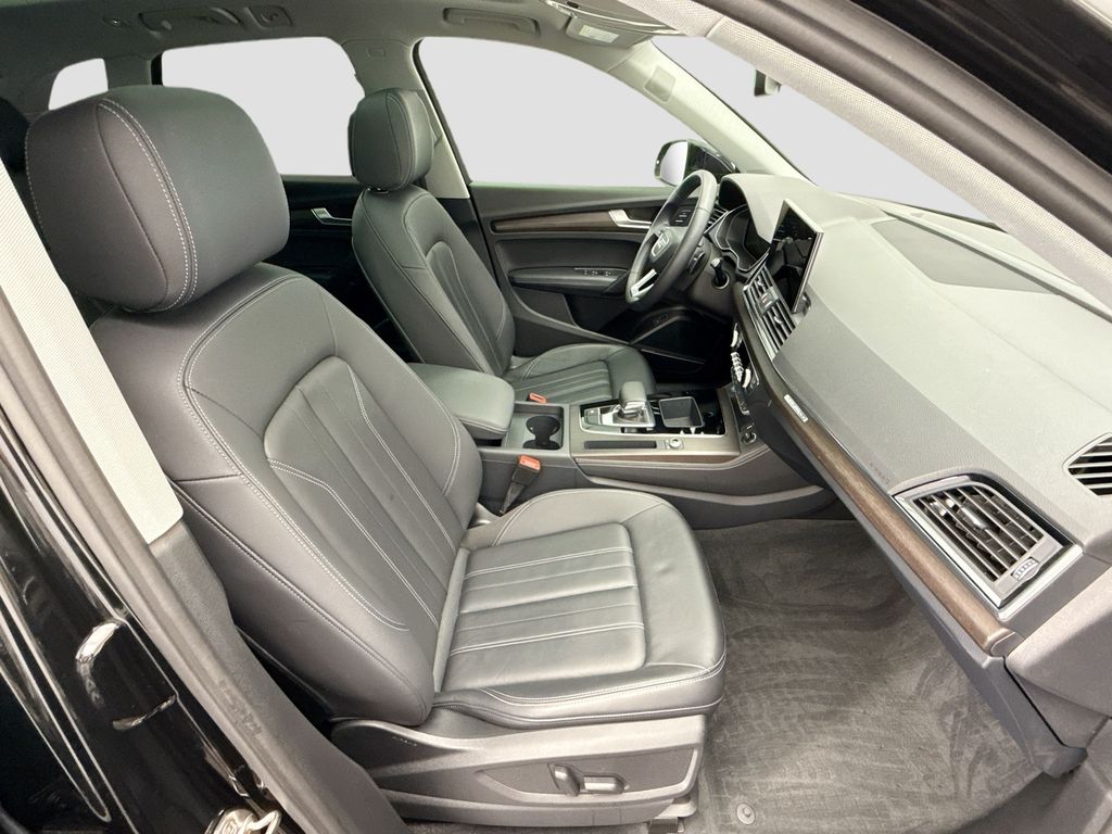 Thumbnail: 2023 Audi Q5 - 18