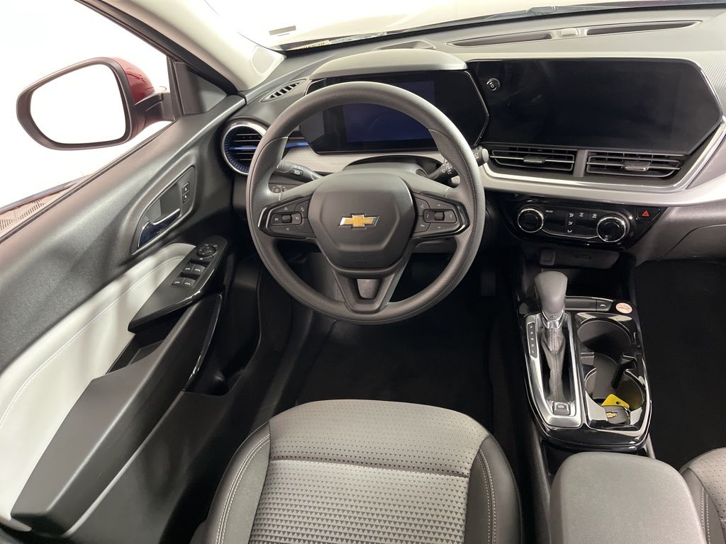 2024 Chevrolet Trax LT 5
