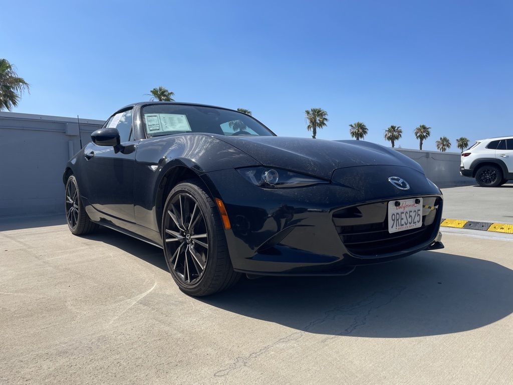 Jet Black Mica 2025 Mazda MX-5 Miata RF Grand Touring RWD Convertible Rear-Wheel Drive 6-Speed Automatic