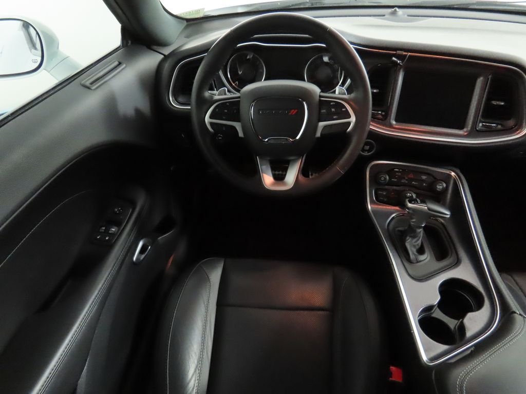 2017 Dodge Challenger GT 10