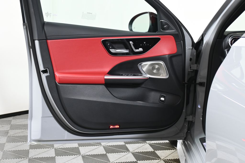 Thumbnail: 2025 Mercedes-Benz C-Class - 23