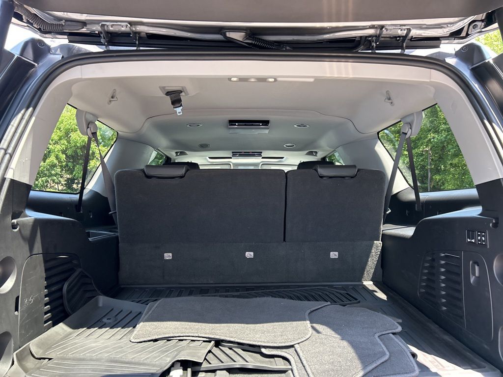 Thumbnail: 2020 Chevrolet Suburban - 26