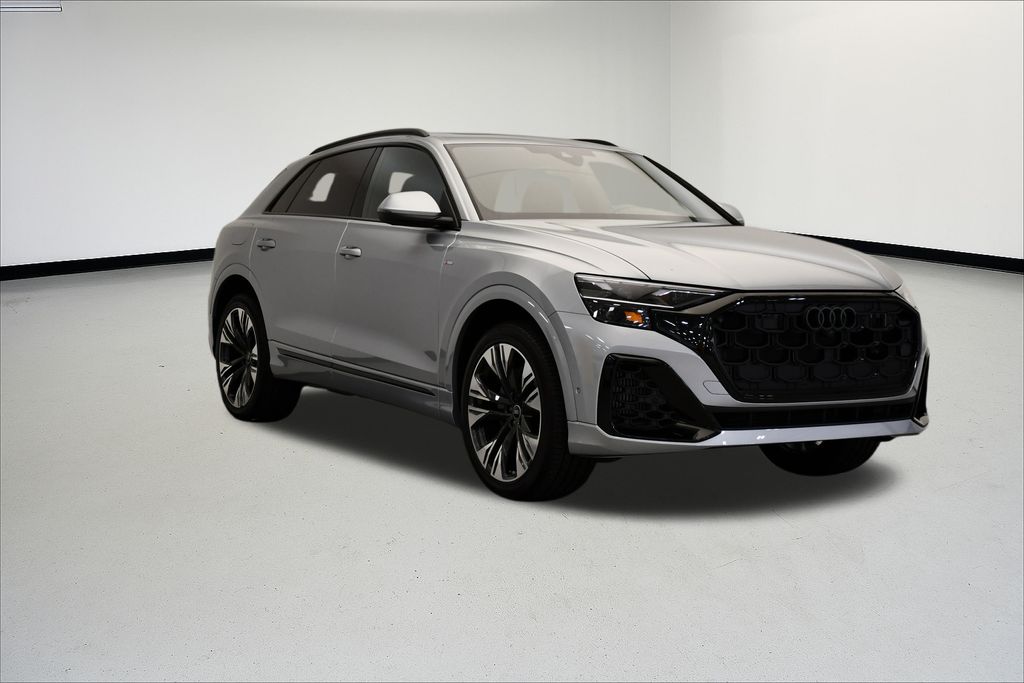 Thumbnail: 2025 Audi Q8 - 7