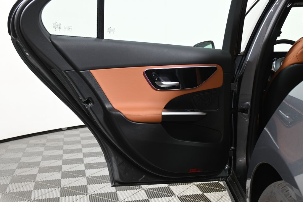 Thumbnail: 2025 Mercedes-Benz C-Class - 29