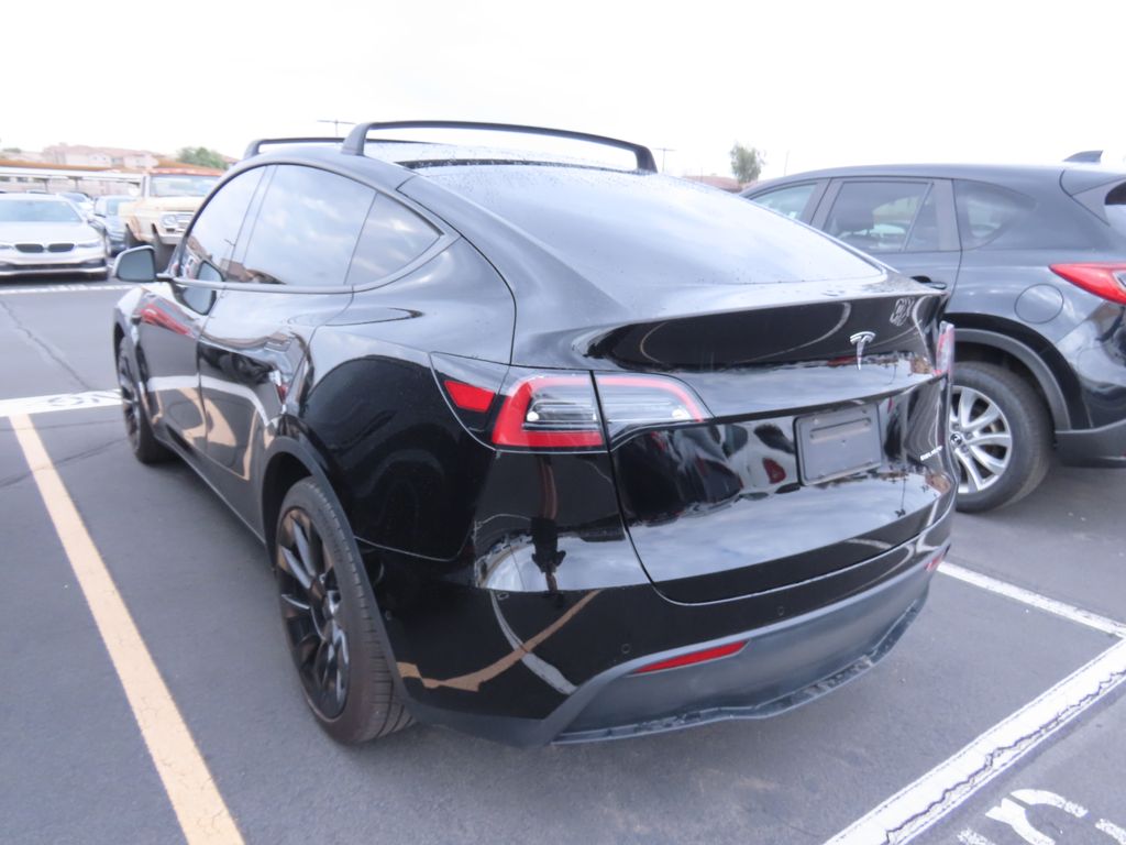 Thumbnail: 2022 Tesla Model Y - 4